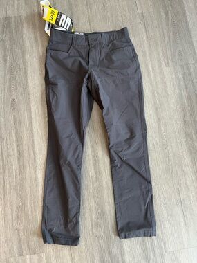 Kirkland Signature Men's Gray/Charcoal Performance Chinos
